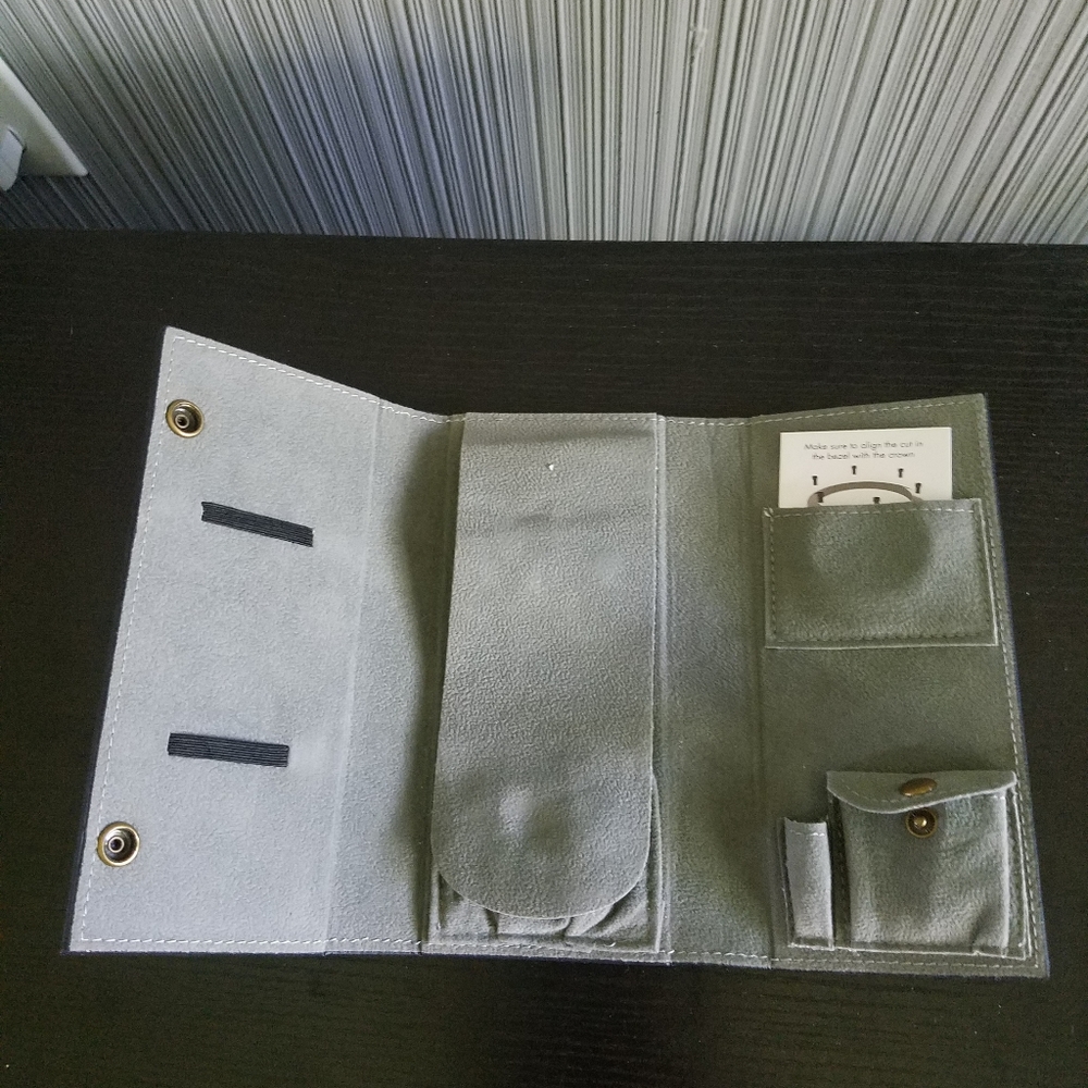 Automatic Watch With Interchangeable Bezel - image 8